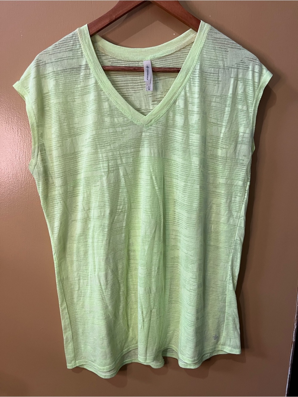Shambhala Lightweight V-Neck Sleeveless Top - Pale Green Large